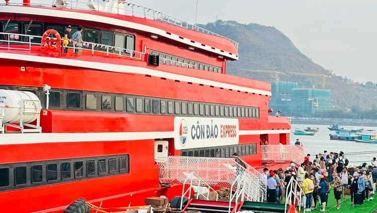 tàu Côn Đảo Express 36