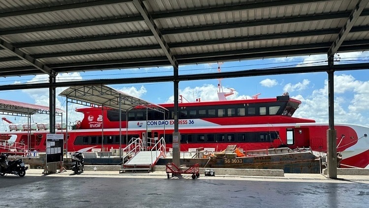 Tàu Côn Đảo Express 36 Duyên Hải Dân Thành Trà Vinh - Côn Đảo
